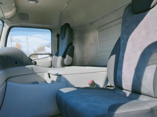 NISSAN DIESEL Quon 2016