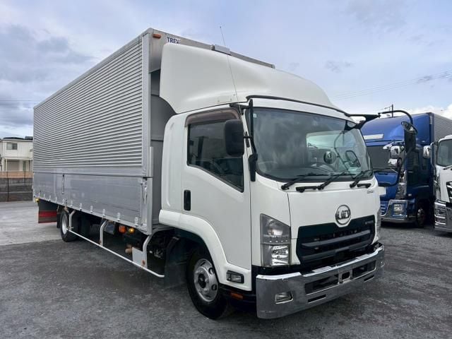 NISSAN DIESEL CONDOR 2018