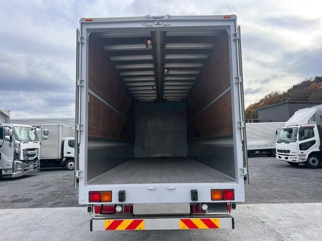 NISSAN DIESEL CONDOR 2018