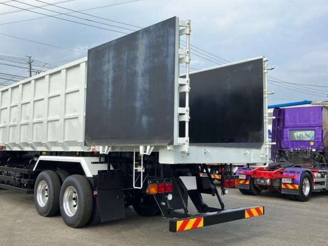 MITSUBISHI FUSOU SUPER GREAT 2024