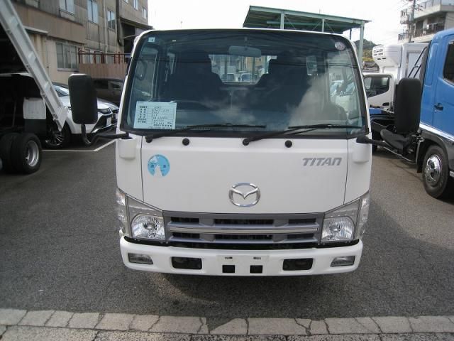 MAZDA TITAN 2013