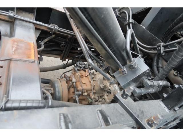 MITSUBISHI FUSOU FIGHTER 2014