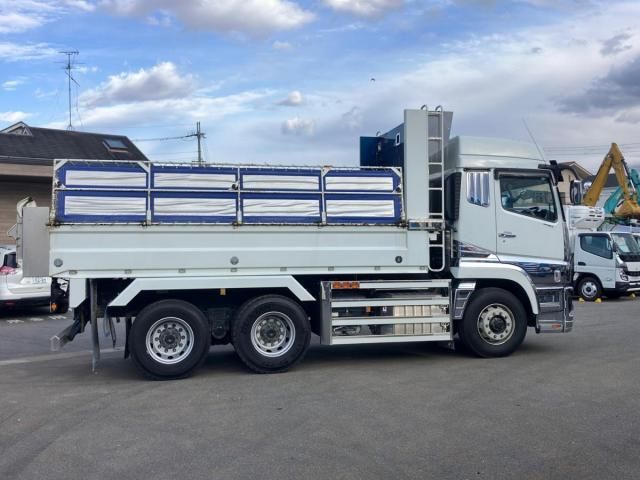 MITSUBISHI FUSOU SUPER GREAT 2022