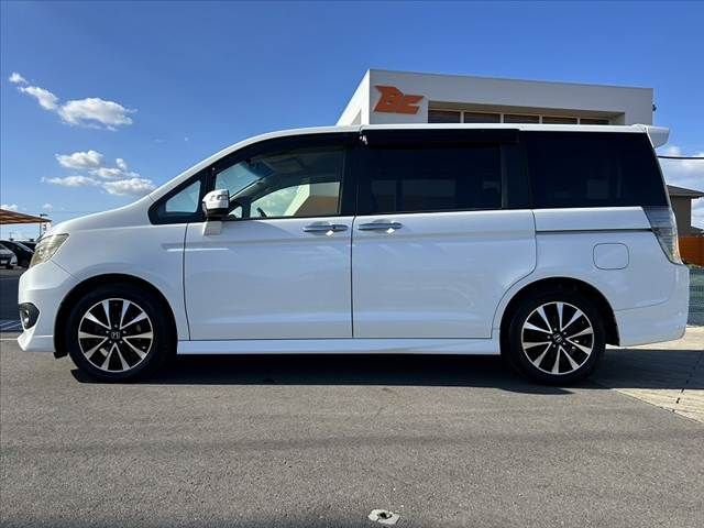 HONDA STEPWAGON SPADA 2012