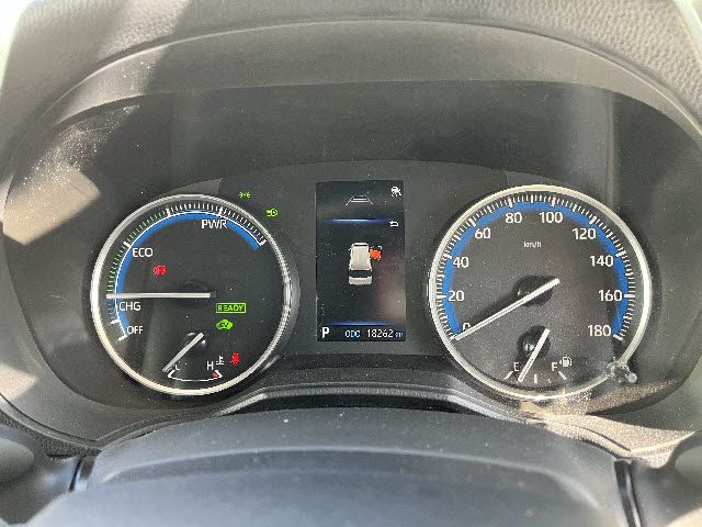 TOYOTA VOXY HYBRID 2023