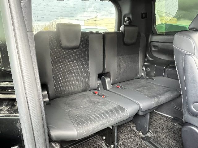 TOYOTA VOXY 4WD 2021