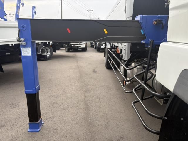 MITSUBISHI FUSOU FIGHTER 2024