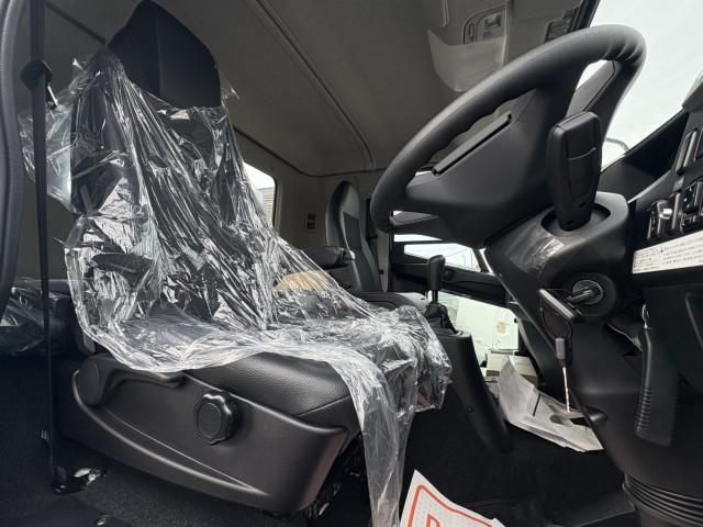 MITSUBISHI FUSOU FIGHTER 2024