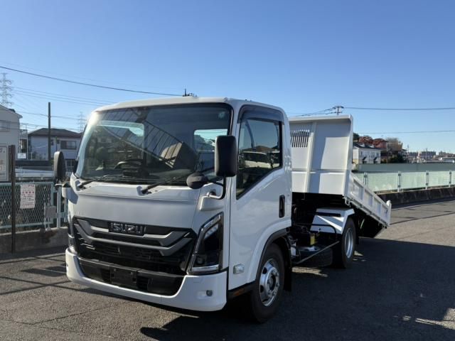 ISUZU ELF 2024