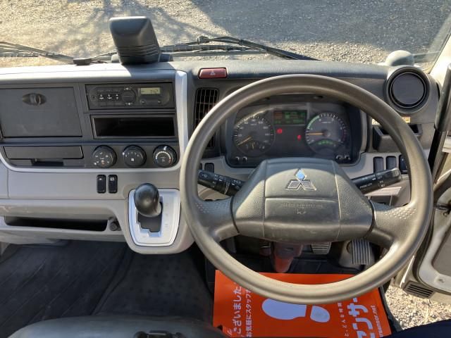 MITSUBISHI CANTER 2019