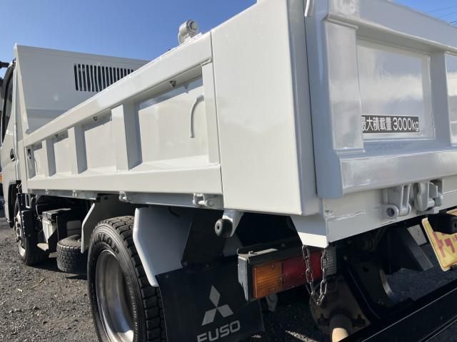 MITSUBISHI CANTER 2019