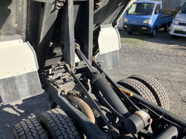 MITSUBISHI CANTER 2019