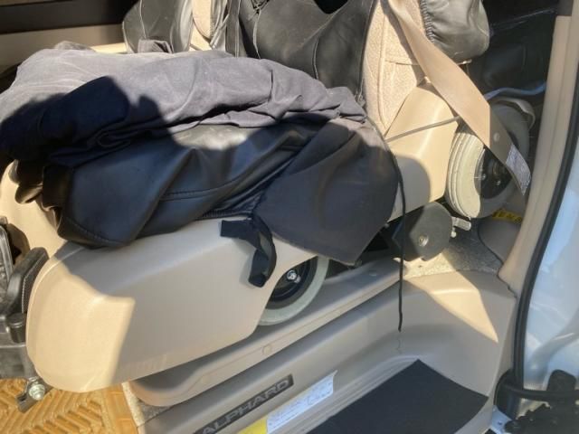 TOYOTA ALPHARD hybrid 4WD 2007