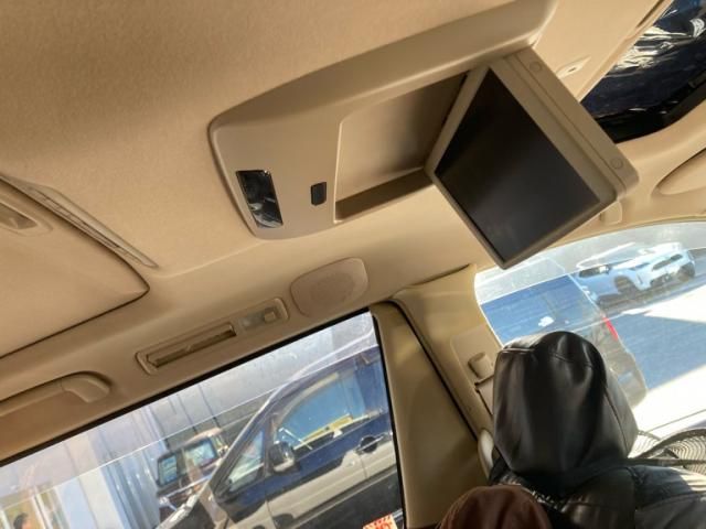 TOYOTA ALPHARD hybrid 4WD 2007