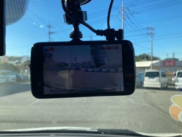 TOYOTA ALPHARD hybrid 4WD 2007