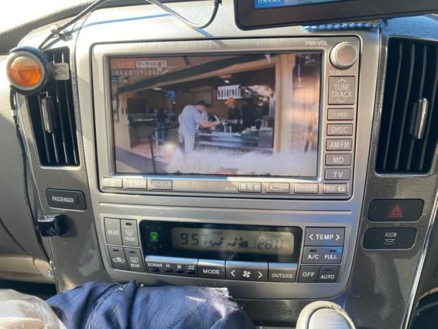 TOYOTA ALPHARD hybrid 4WD 2007