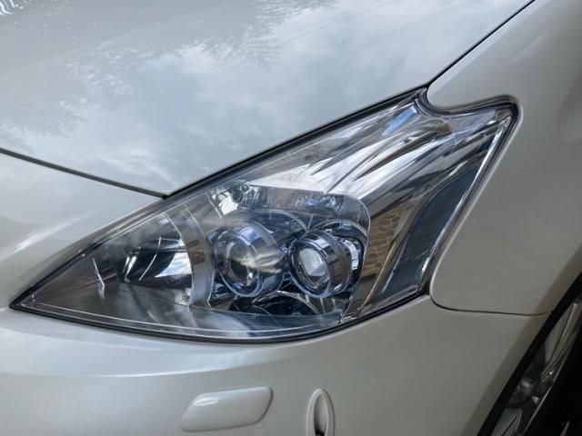 TOYOTA PRIUS Alpha 2013