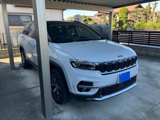 JEEP JEEP COMMANDER 2024