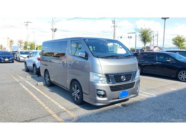 NISSAN NV350 CARAVAN 4WD 2013