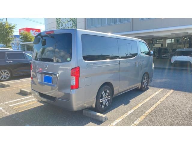 NISSAN NV350 CARAVAN 4WD 2013