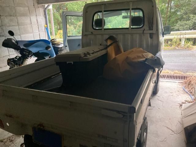 DAIHATSU HIJET truck 4WD 2005