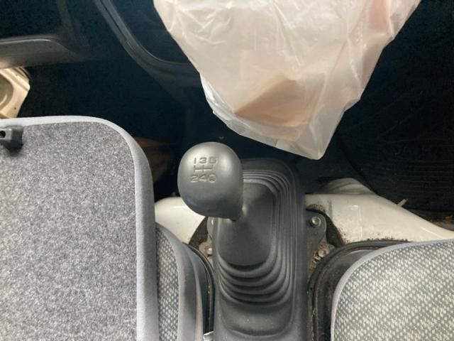 DAIHATSU HIJET truck 4WD 2005