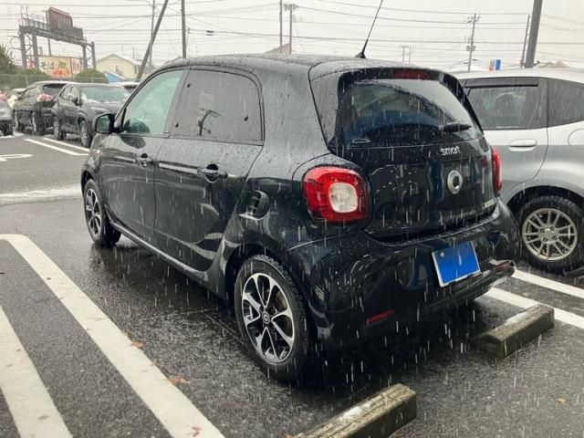 MCC SMART FORFOUR 2017