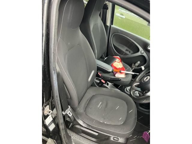 MCC SMART FORFOUR 2017