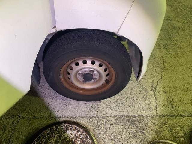 DAIHATSU HIJET CARGO 2011