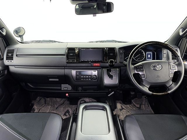 TOYOTA HIACE van 2WD 2021