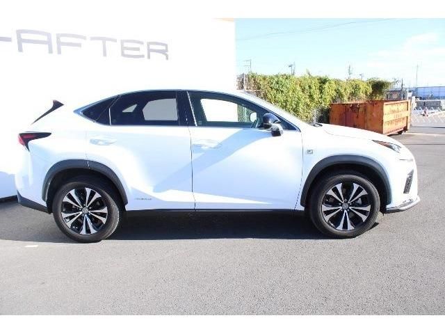 TOYOTA LEXUS NX300h AWD 2017