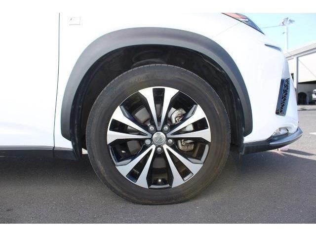 TOYOTA LEXUS NX300h AWD 2017
