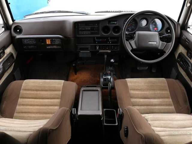 TOYOTA LANDCRUISER van 1989