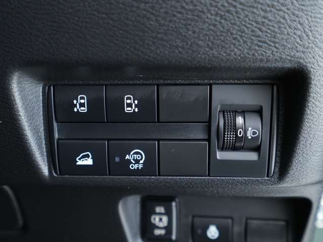 MITSUBISHI DELICA MINI 2024