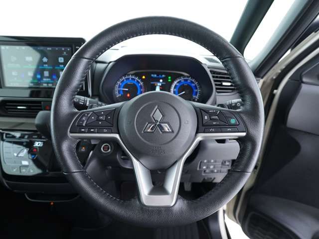 MITSUBISHI DELICA MINI 2024