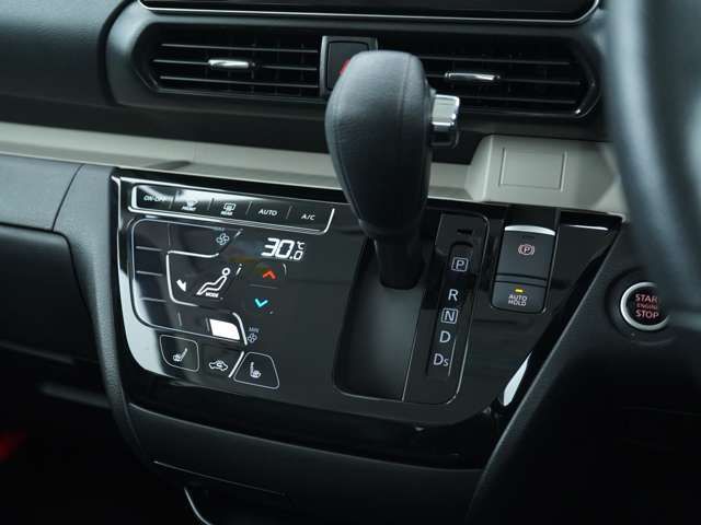 MITSUBISHI DELICA MINI 2024