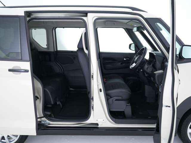 MITSUBISHI DELICA MINI 2024