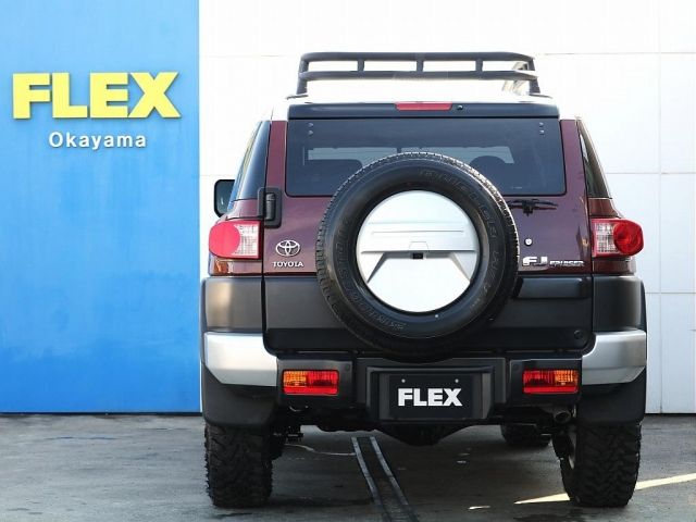 TOYOTA FJ CRUISER 4WD 2011