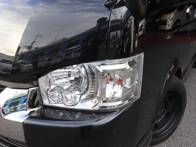 TOYOTA HIACE van 2WD 2021