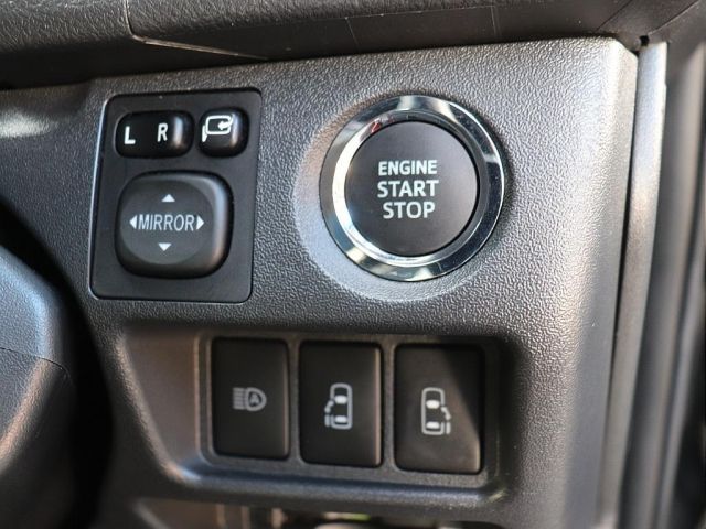 TOYOTA HIACE van 2WD 2021