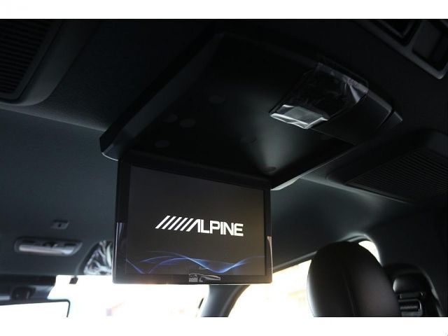 TOYOTA HIACE van 4WD 2025