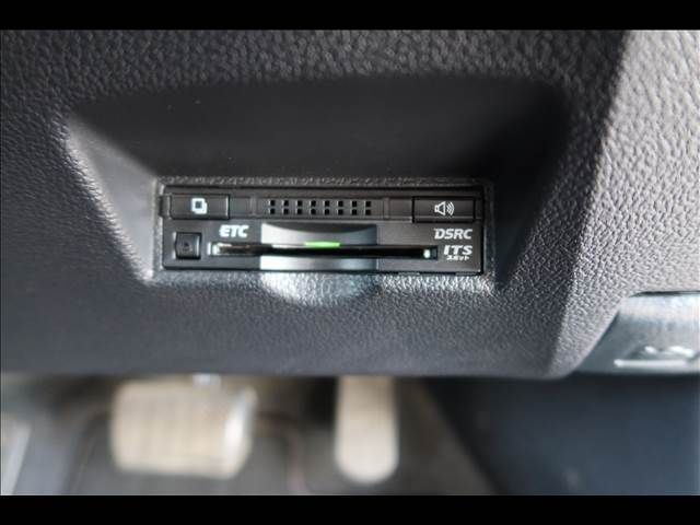 TOYOTA PRIUS 4WD 2016