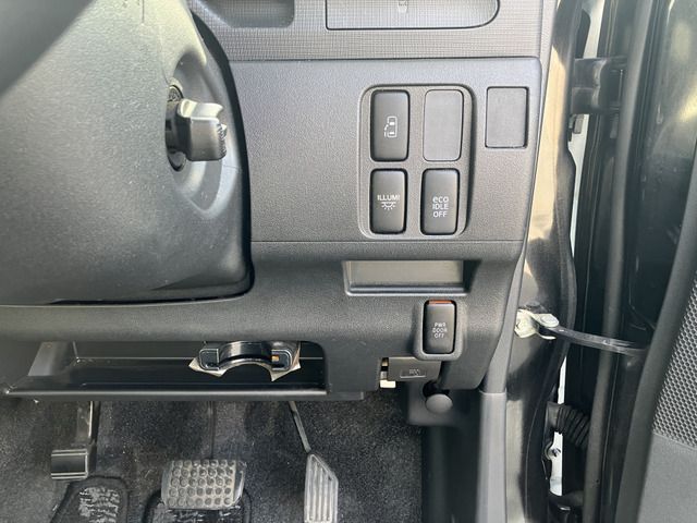 DAIHATSU TANTO CUSTOM 2013