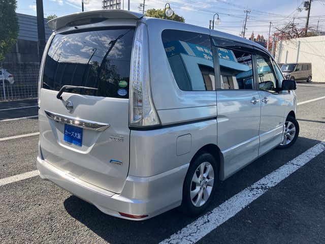 NISSAN SERENA  S-HYBRID 2012