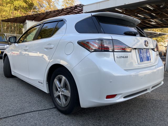 TOYOTA LEXUS CT200h 2013