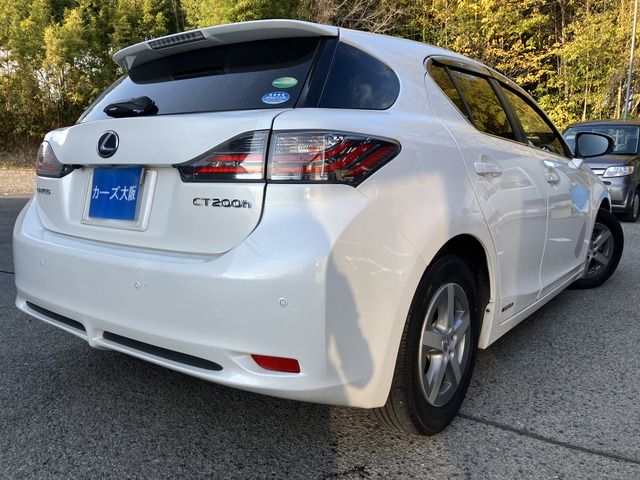 TOYOTA LEXUS CT200h 2013