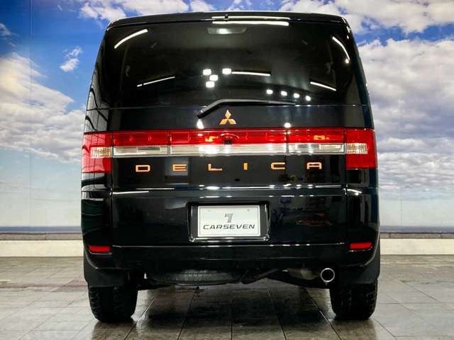 MITSUBISHI DELICA D:5 4WD 2011
