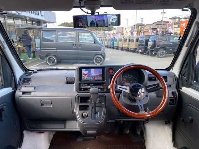 DAIHATSU HIJET deckvan 2014