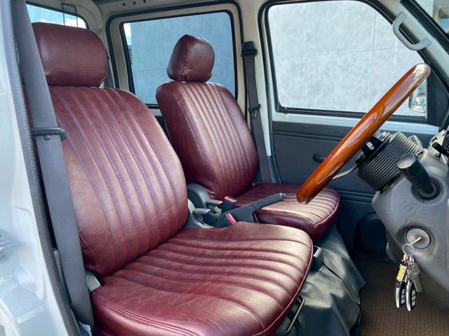 DAIHATSU HIJET deckvan 2014