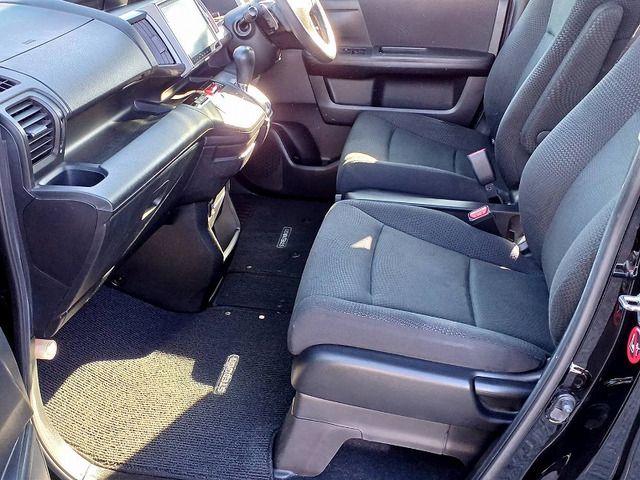 HONDA STEPWAGON SPADA 2014